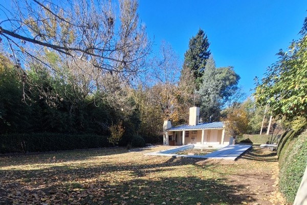 CASA EN VENTA - LAGO AZUL